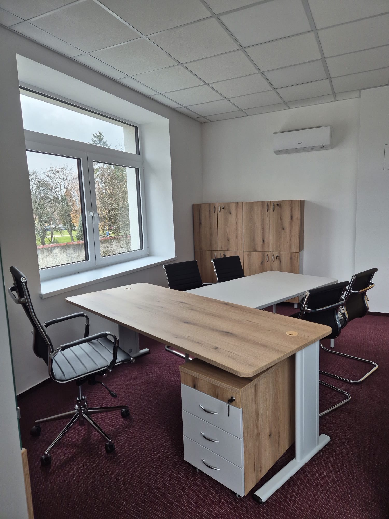 50746e19 e194 43f6 96b1 00df467dc037 2 Zariadenie interiéru nemocnice